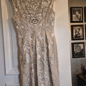 Sue Wong Cream Floral Embroidered Cocktail Dress